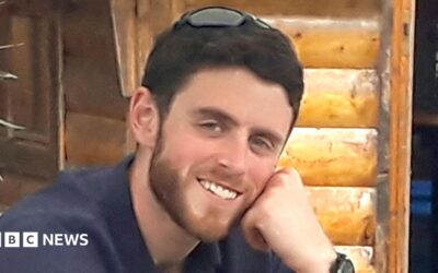 Fifty police chiefs call for PM to prevent early release of PC Harper's killers