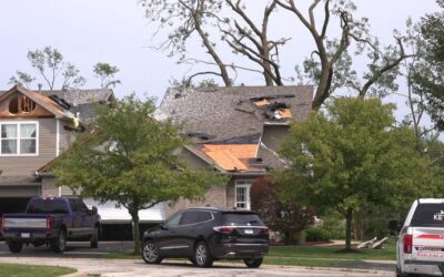 Powerful storms slam Midwest, leave nearly 1 million without power