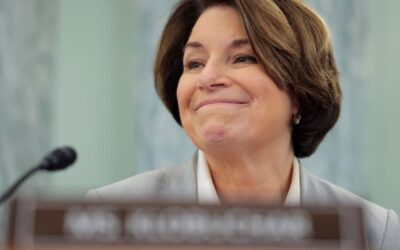 Sen. Klobuchar projected winner of DFL primary in Minnesota governor's race