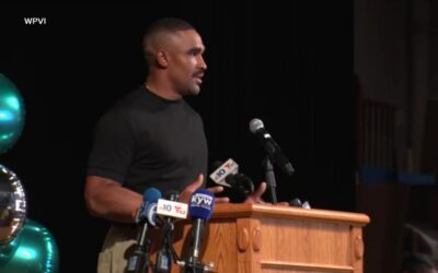 WATCH: Jalen Hurts donates $600,000 to Philadelphia's largest school